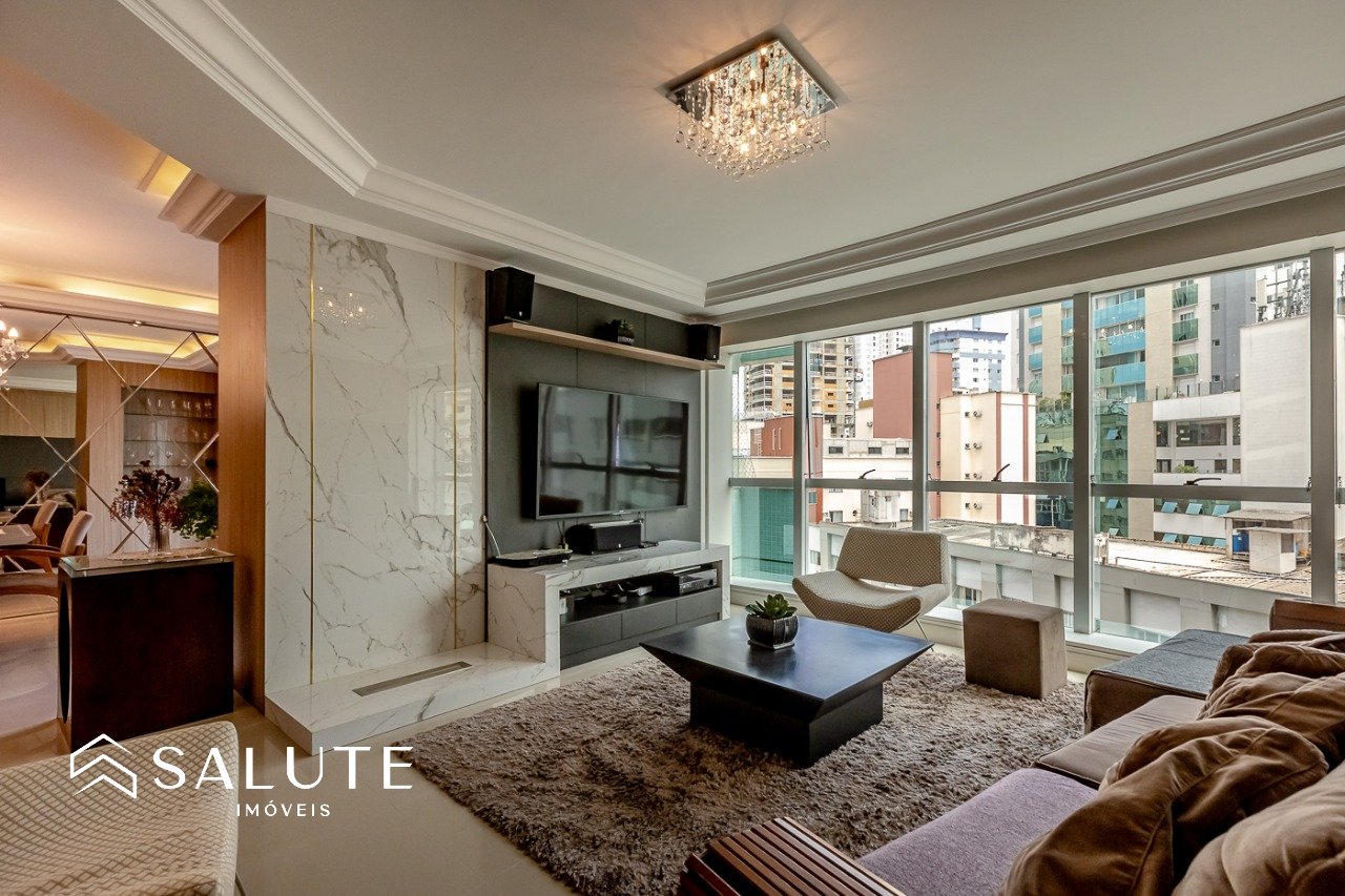 Apartameto diferenciado na Quadra Mar