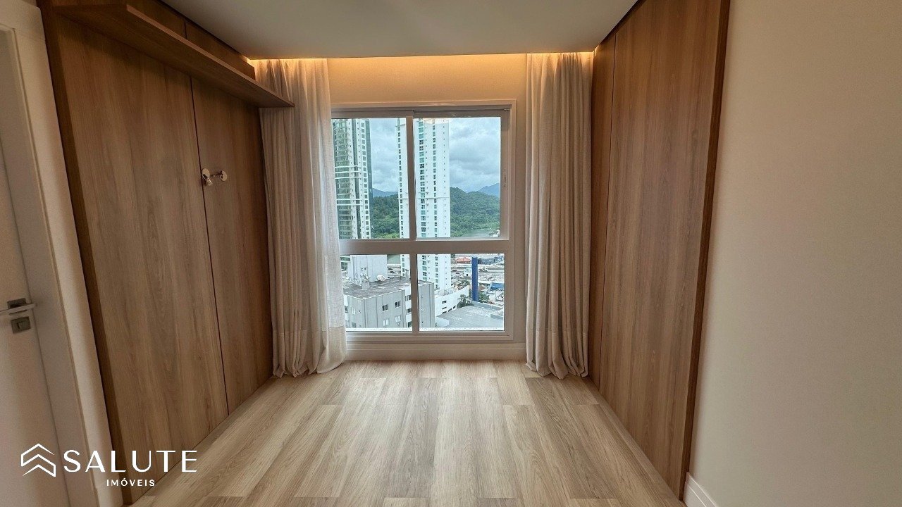 Apartamento aluguel anual 3 Dormitórios Barra Sul