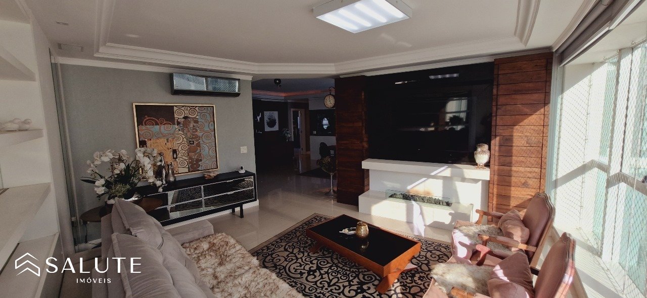 Apartamento à venda 3 suítes na Barra Sul