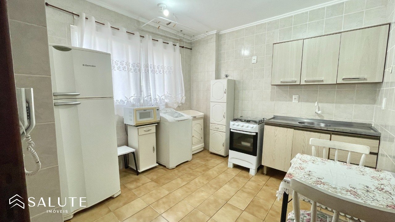 Apartamento à venda com 1 dormitório no Centro