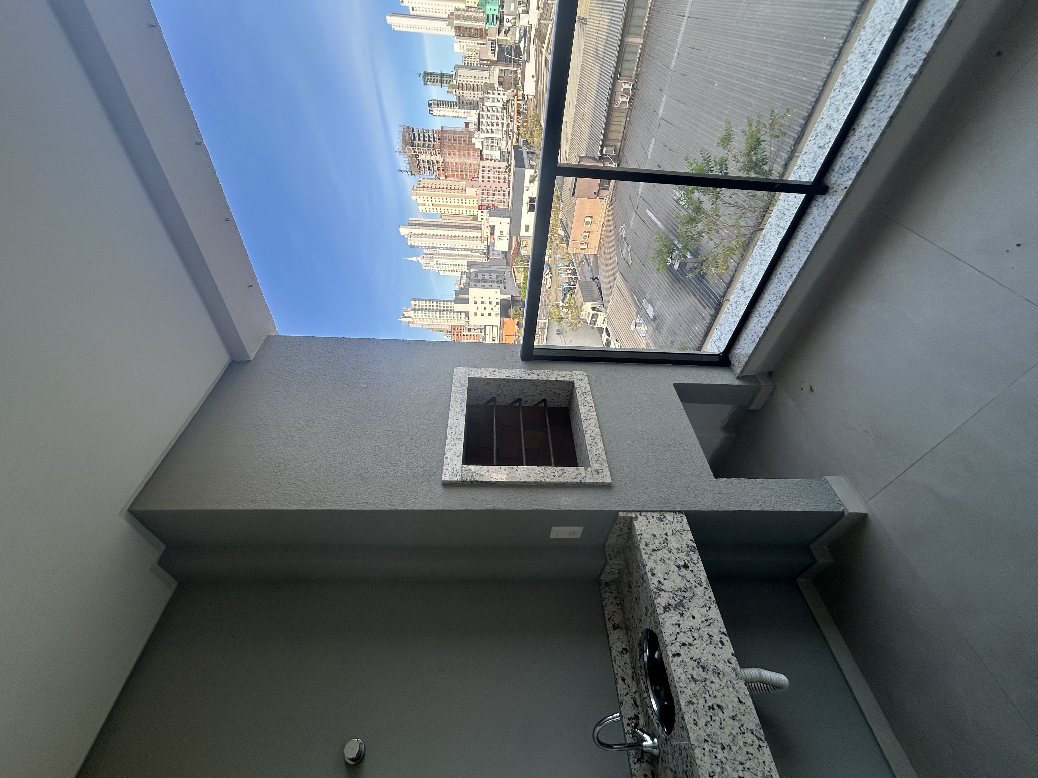 Apartamento aluguel anual 2 dormitórios em Nações