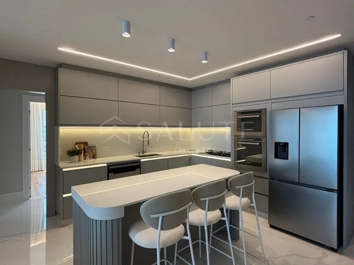 Apartamento à venda 4 suítes na Barra Norte