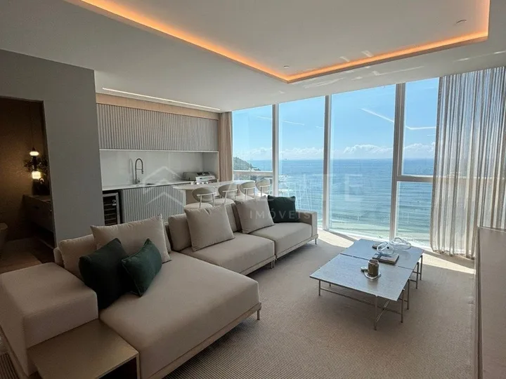 Apartamento à venda 4 suítes na Barra Norte