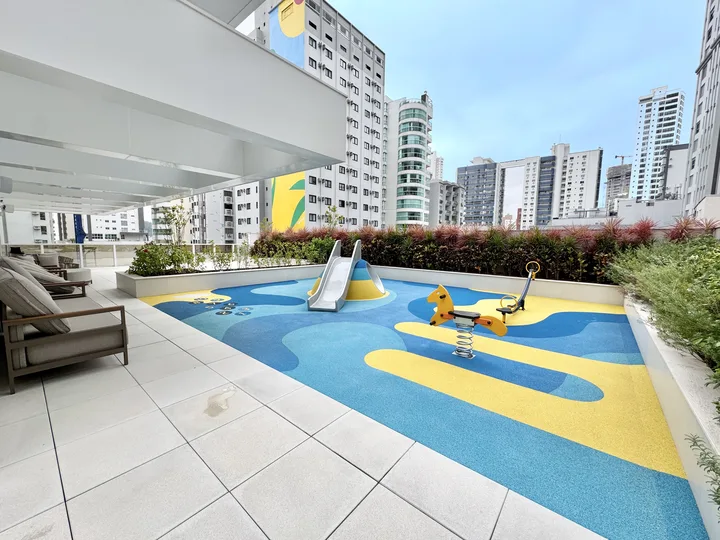 Apartamento à venda com 3 suítes no Centro