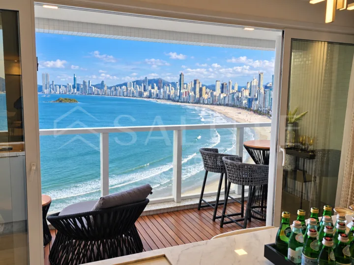 Apartamento 3 dormitórios em Pioneiros Balneário Camboriú
