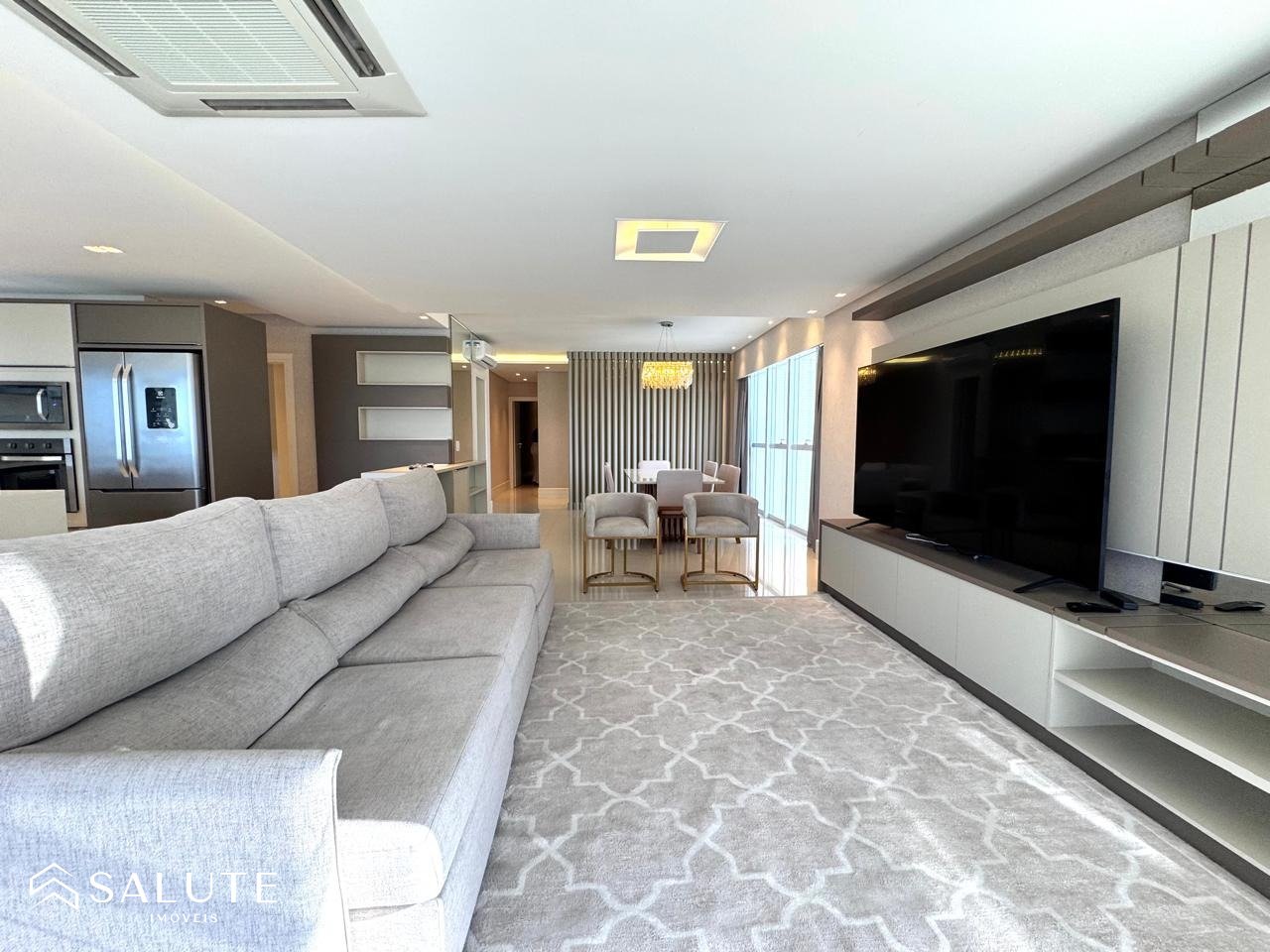 Apartamento aluguel anual 4 suítes frente mar
