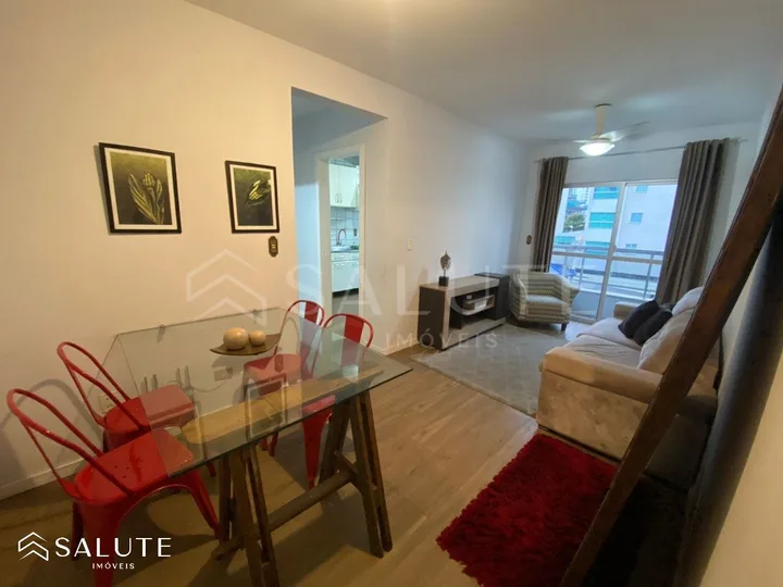Apartamento para aluguel anual 2 dormitórios no Centro