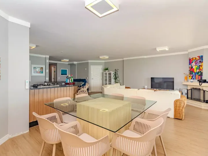 Apartamento à venda 3 suítes na Barra Sul