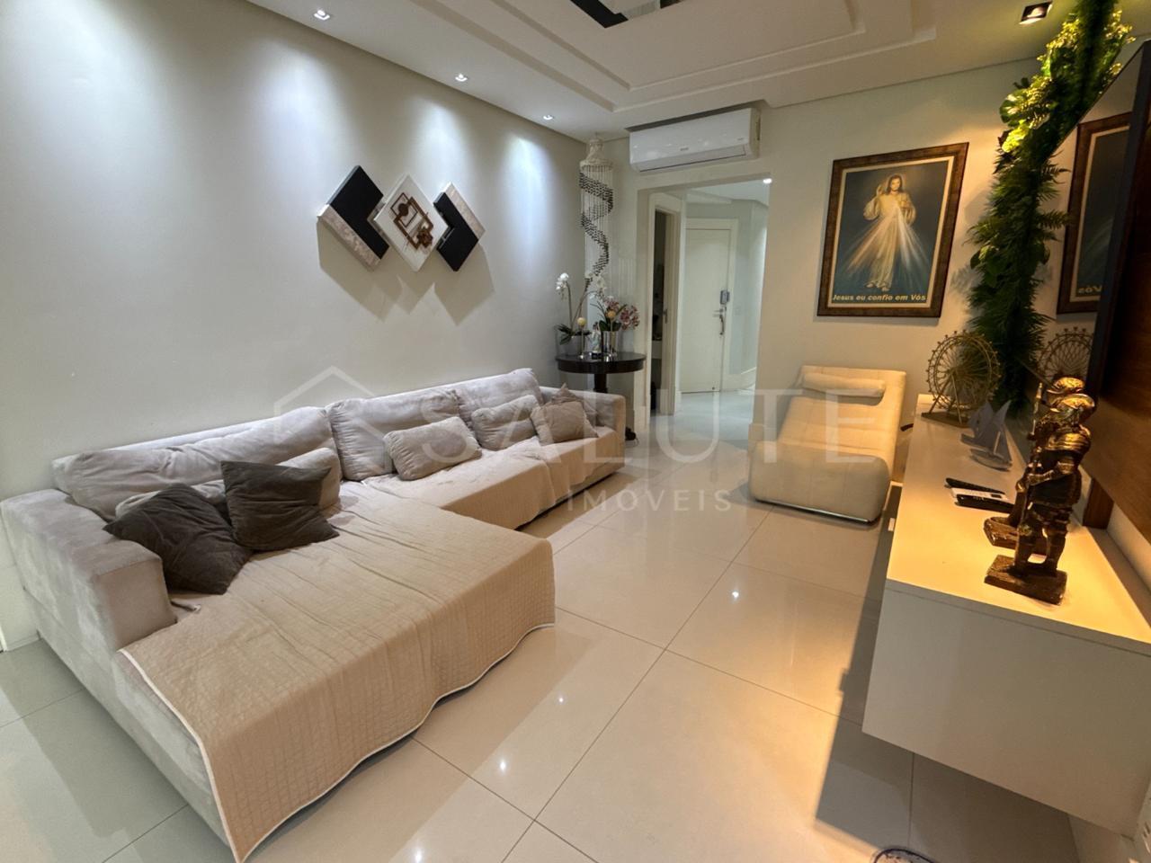 Apartamento à venda com 3 suítes no Centro