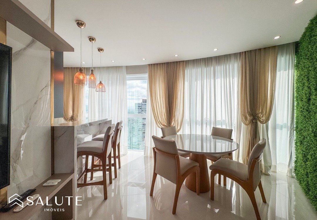 Apartamento à venda 3 suítes na Barra Sul