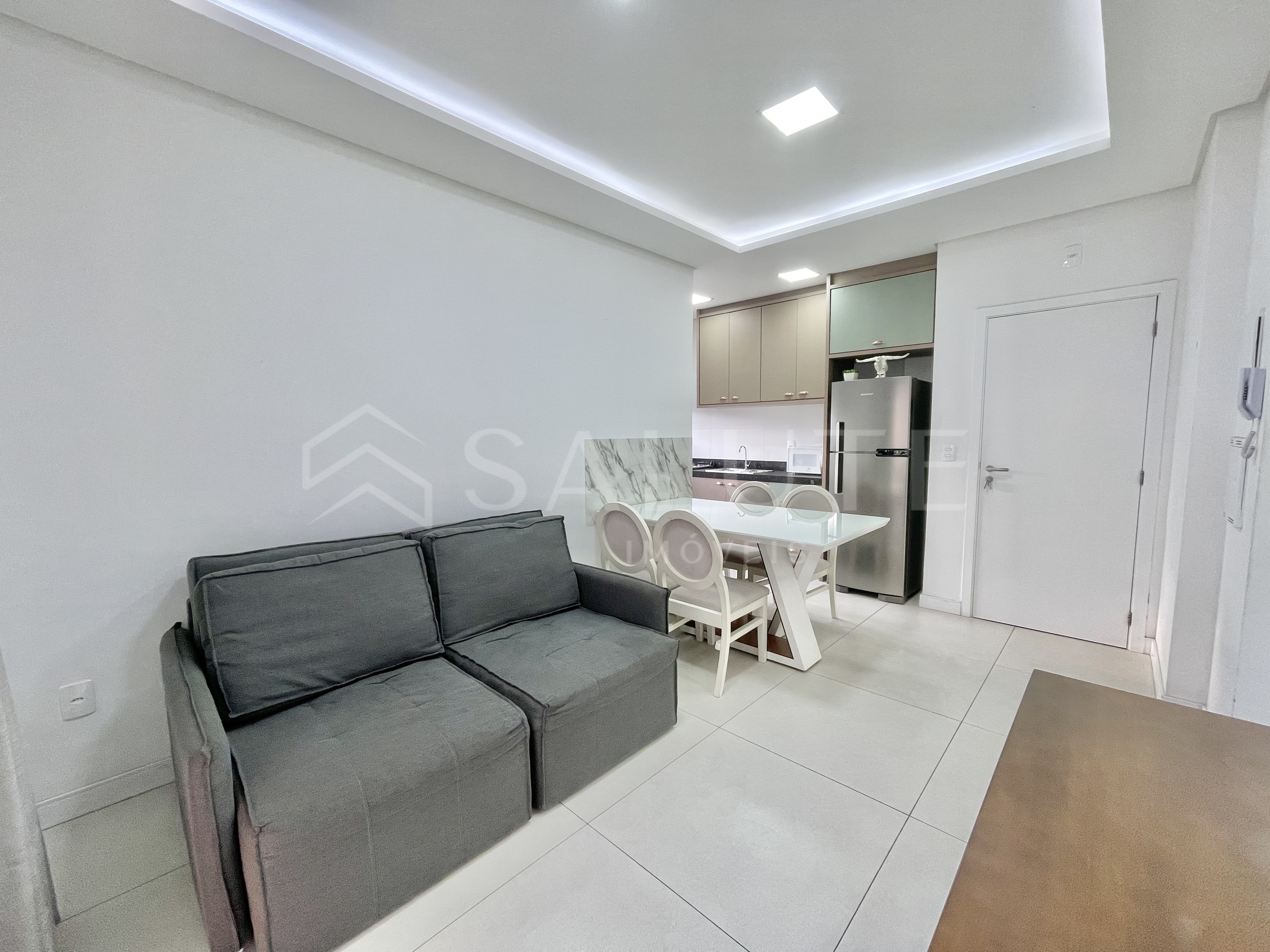 Apartamento aluguel anual 2 dormitórios no Tabuleiro