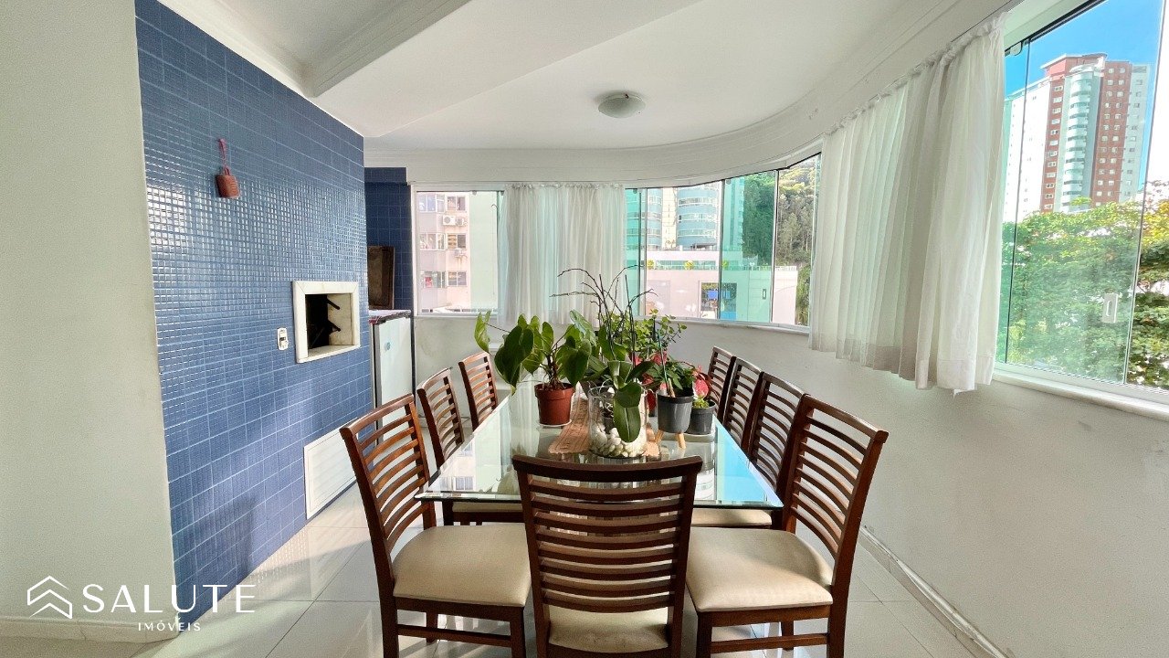 Apartamento à venda 2 suítes na Barra Norte