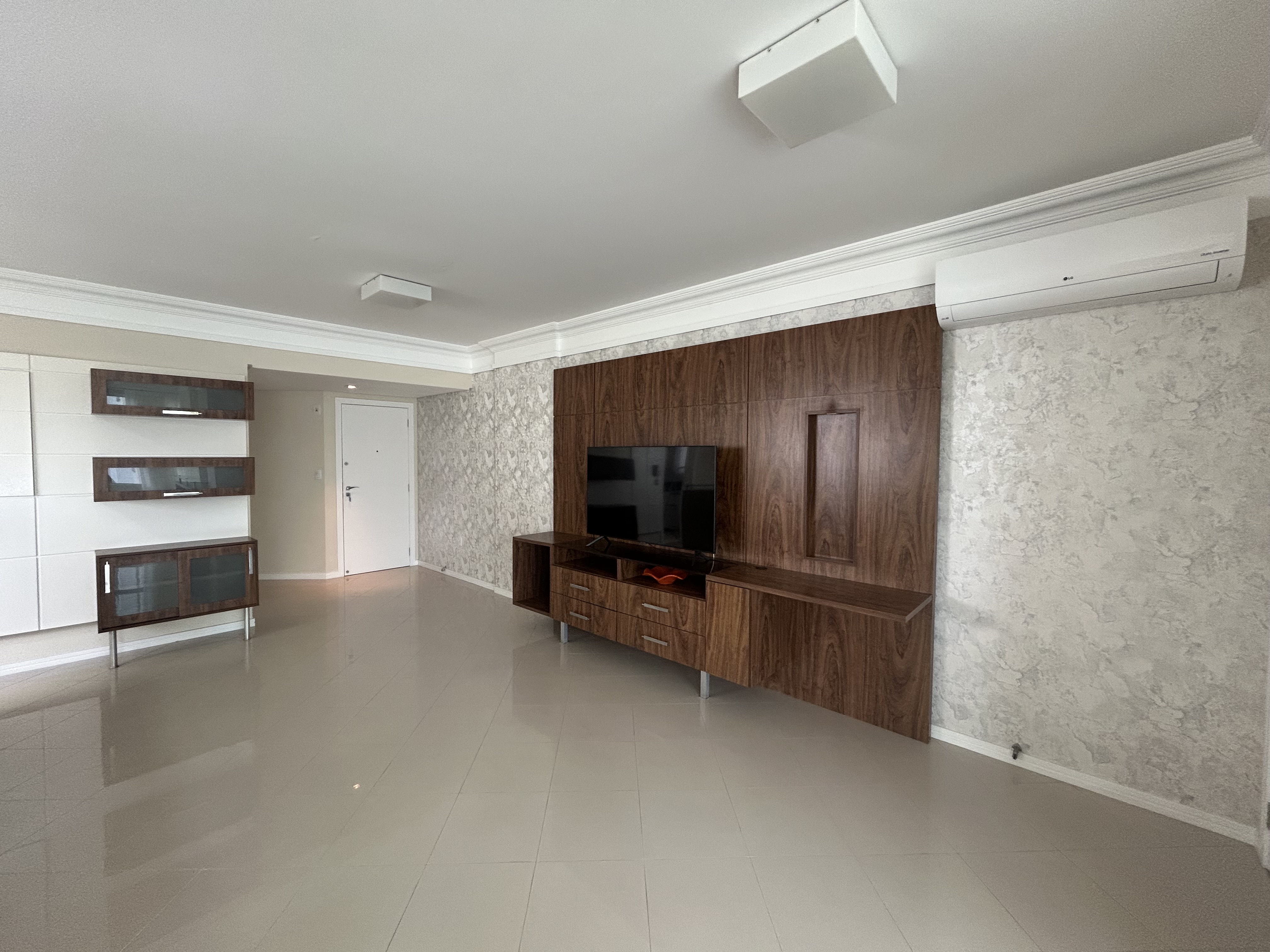 Apartamento à venda 2 suítes no Centro