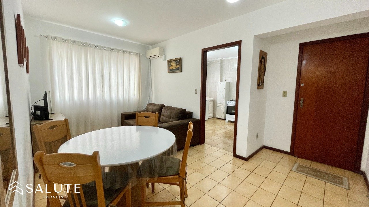 Apartamento à venda com 1 dormitório no Centro