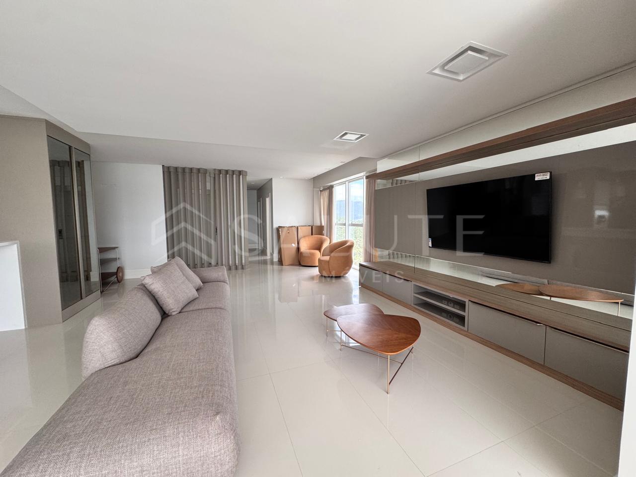 Apartamento locação anual 4 Suítes na Barra Sul