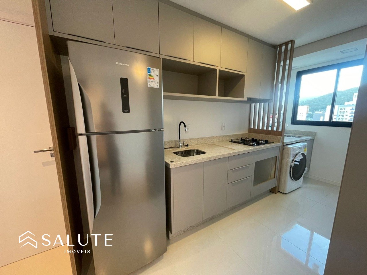Apartamento Novo com 2 Vagas na Praia Brava