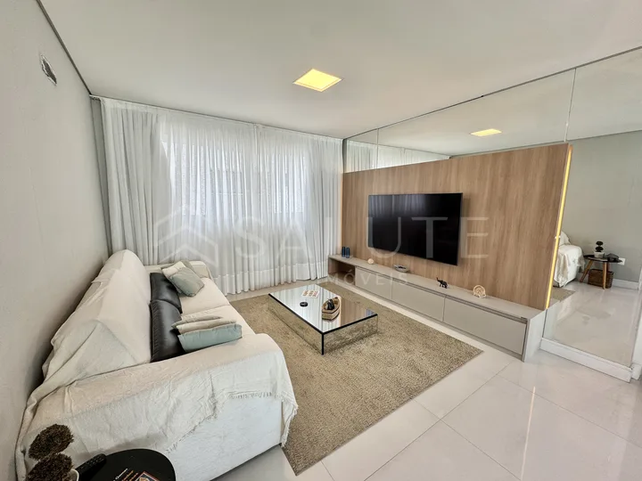 Apartamento à venda 4 dormitórios, 2 suítes no Pioneiros