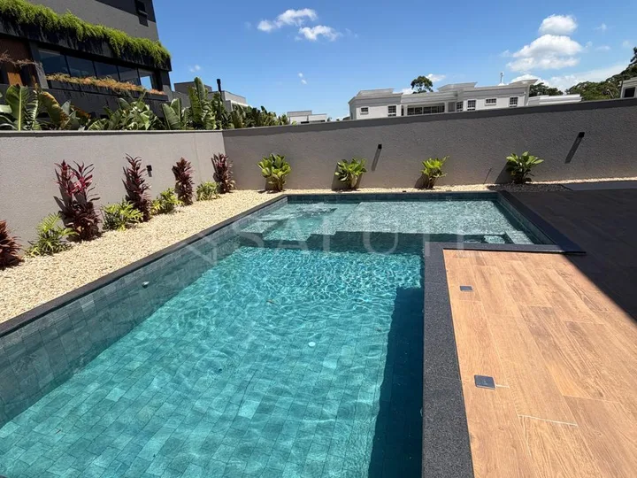 Casa em Condomínio à venda 4 suítes na Santa Regina | Caledônia Private Village