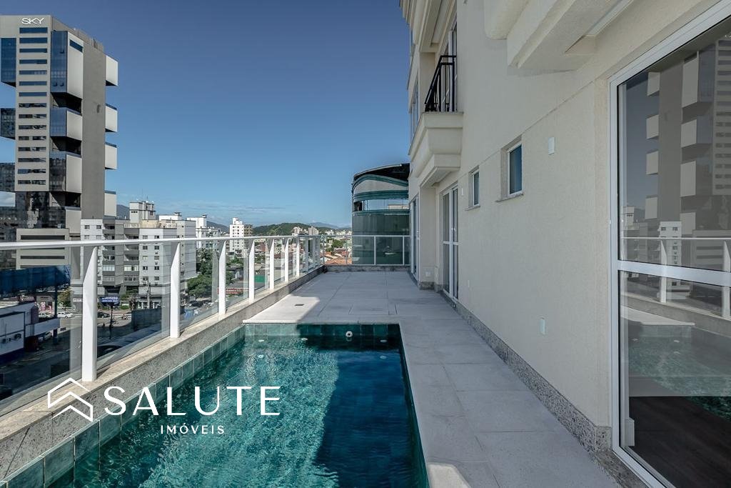 Apartamento à venda com 3 suítes no Centro