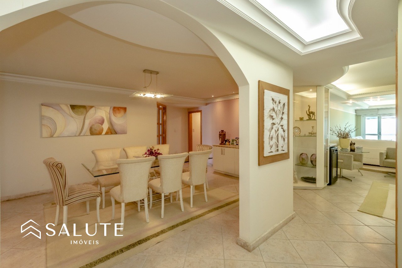 Apartamento frente mar com churrasqueira a carvão