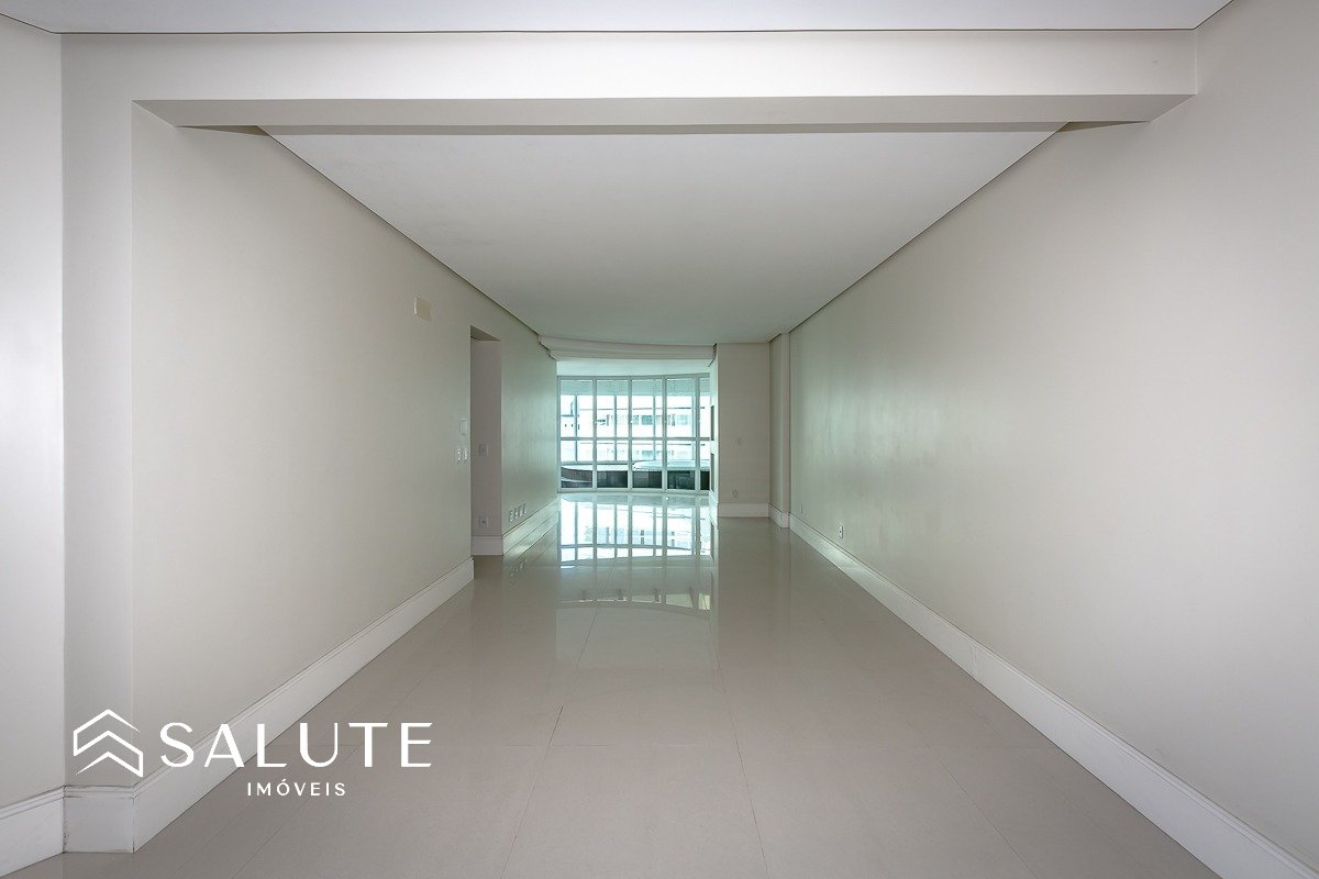 Excelente Apartamento Quadra Mar