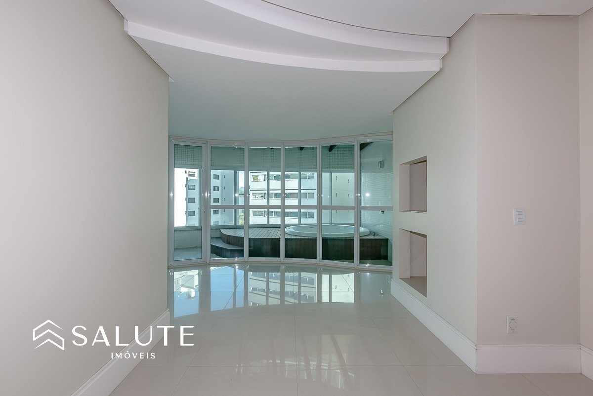 Excelente Apartamento Quadra Mar