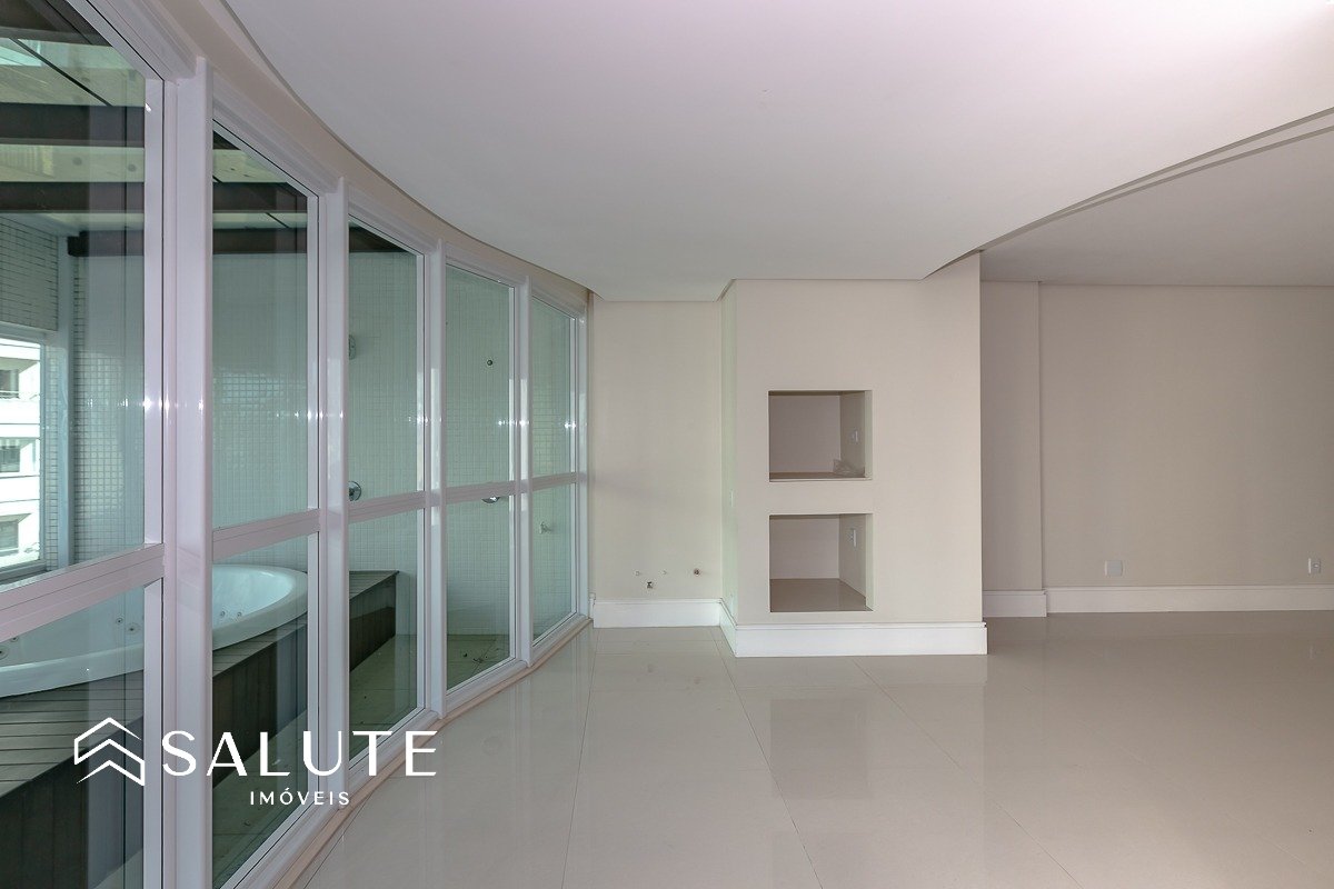 Excelente Apartamento Quadra Mar
