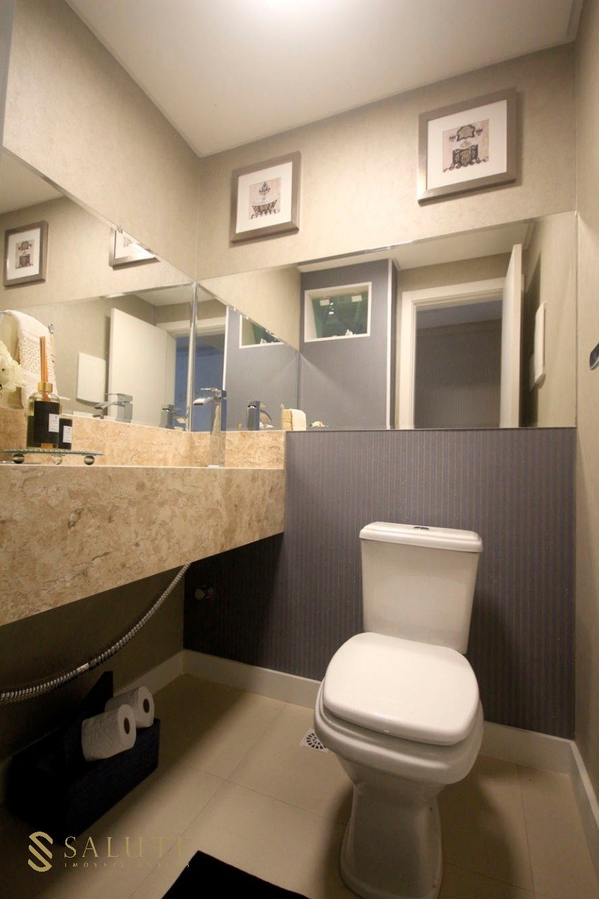 Apartamento em Camboriú com 2 Dormitórios