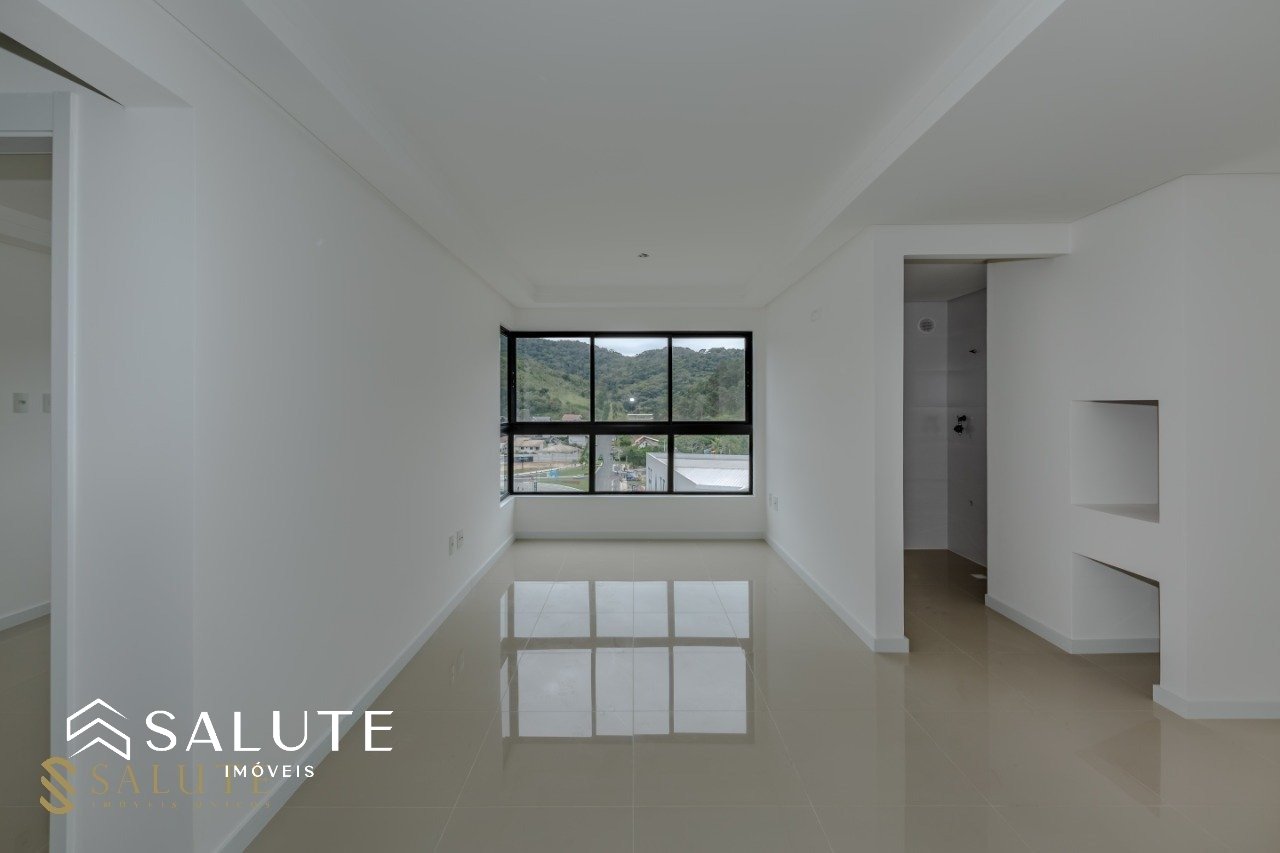 Apartamento à venda com 1 Suíte no Centro