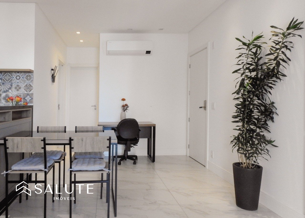 Apartamento com 2 Suites na Praia Brava