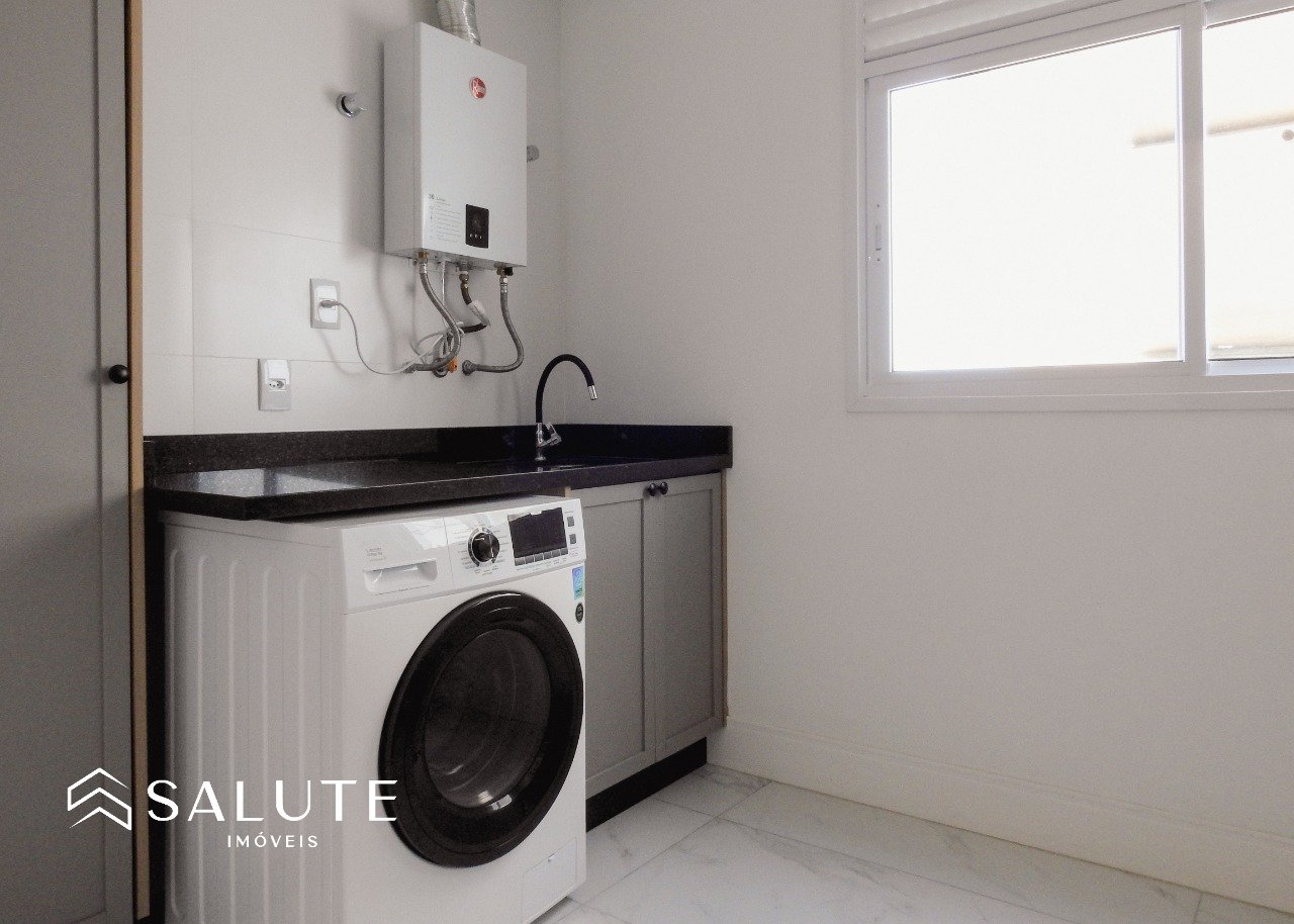 Apartamento com 2 Suites na Praia Brava