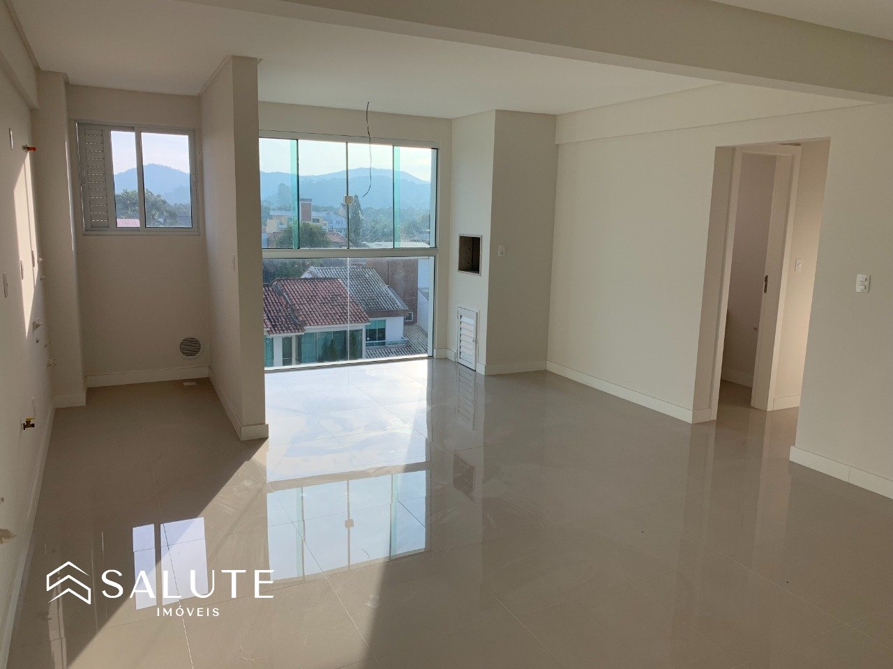 Apartamento 2 dormitórios e área de lazer
