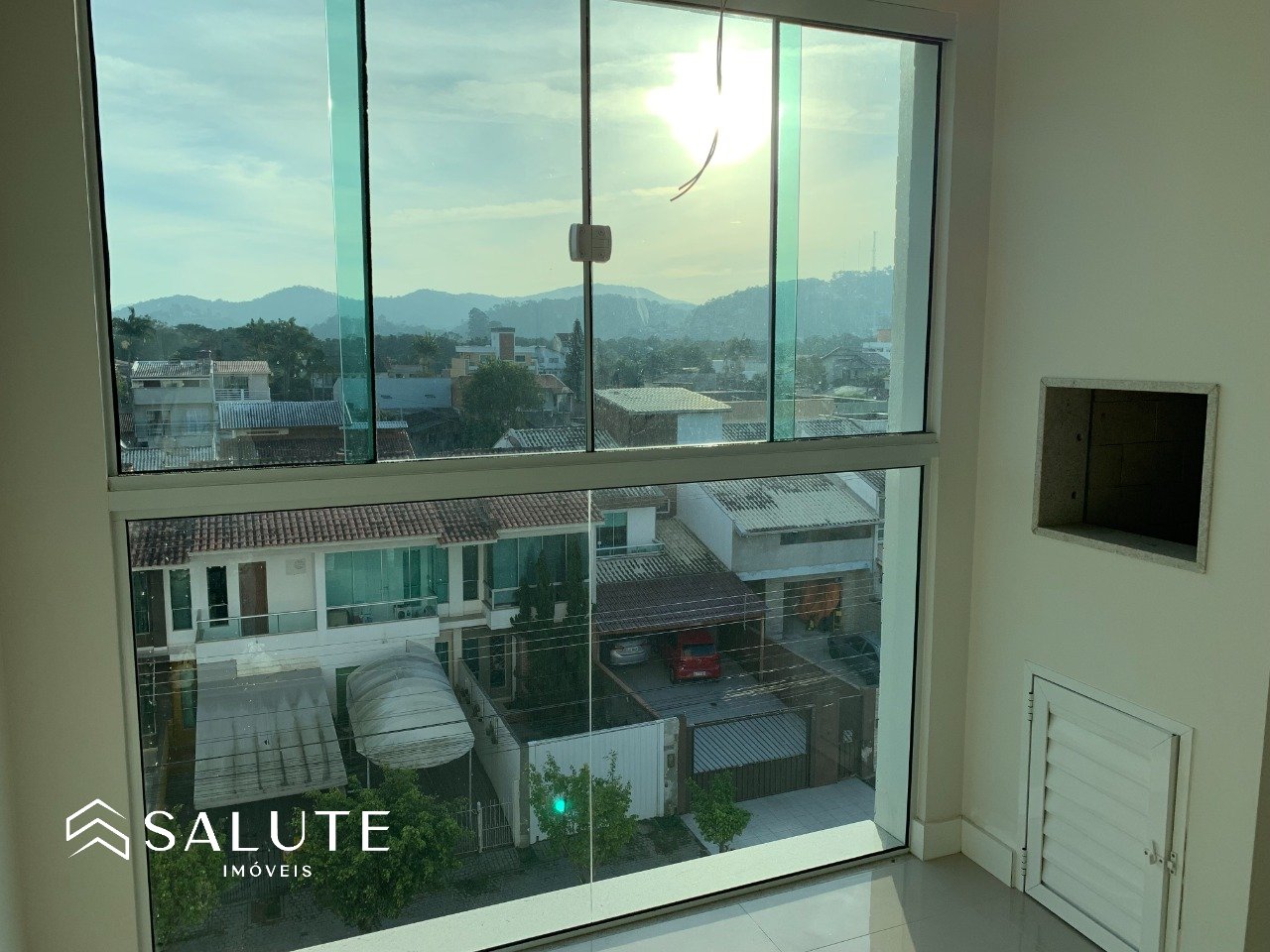 Apartamento 2 dormitórios e área de lazer