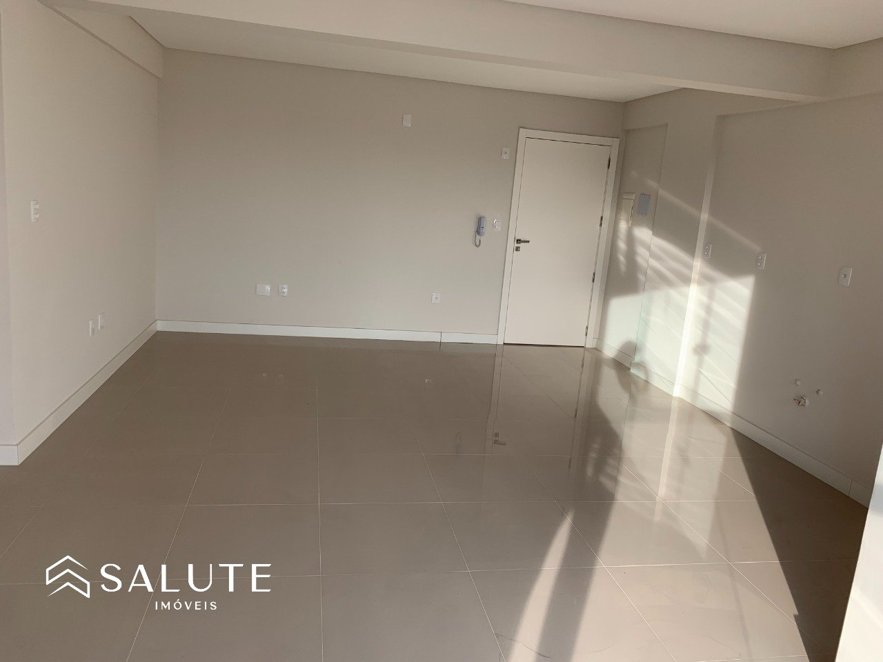 Apartamento 2 dormitórios e área de lazer