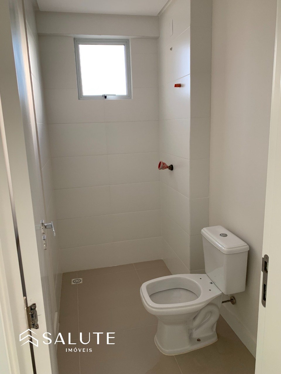 Apartamento 2 dormitórios e área de lazer