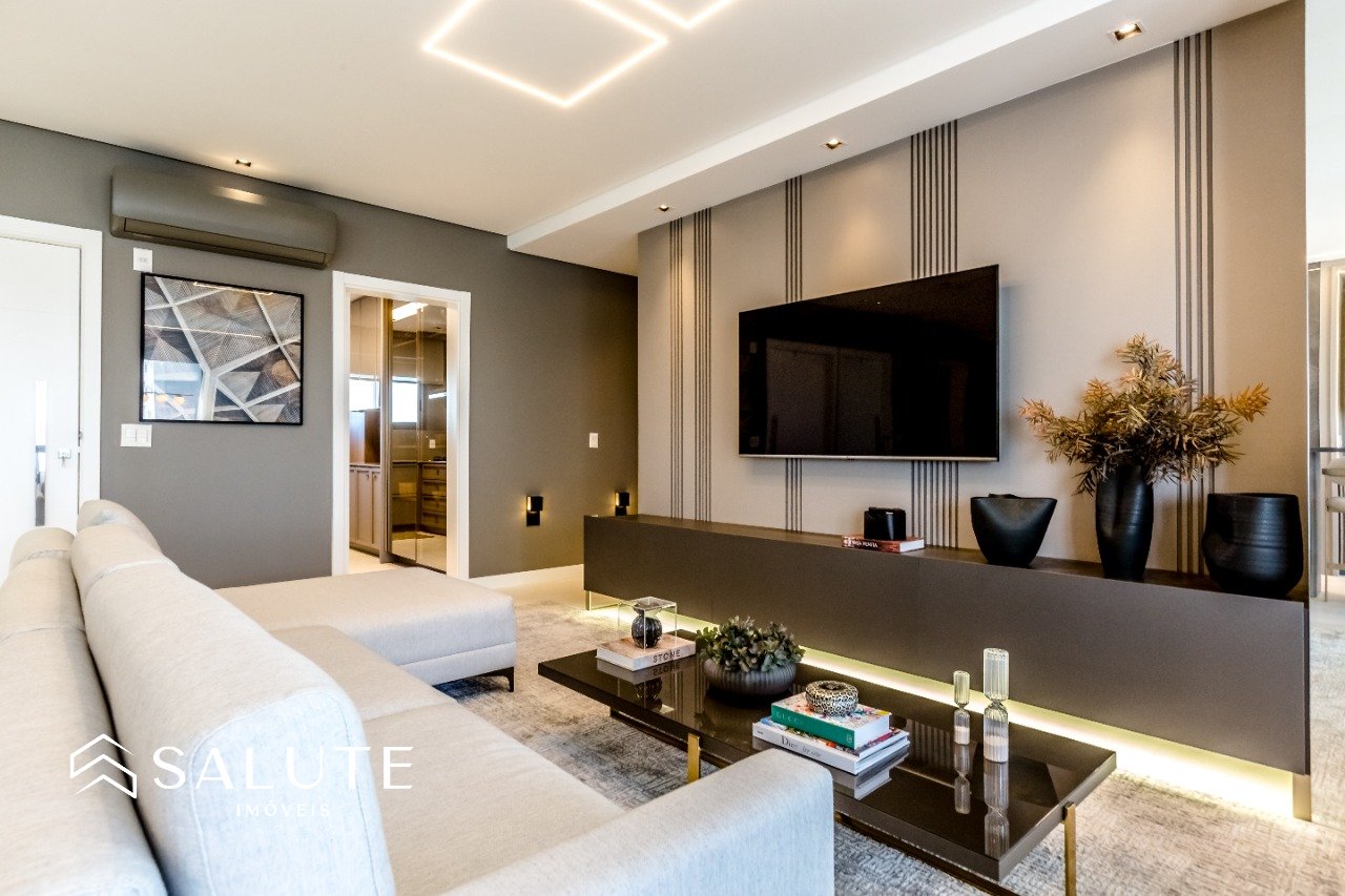 Apartamento com 4 suítes em Balneário Camboriú
