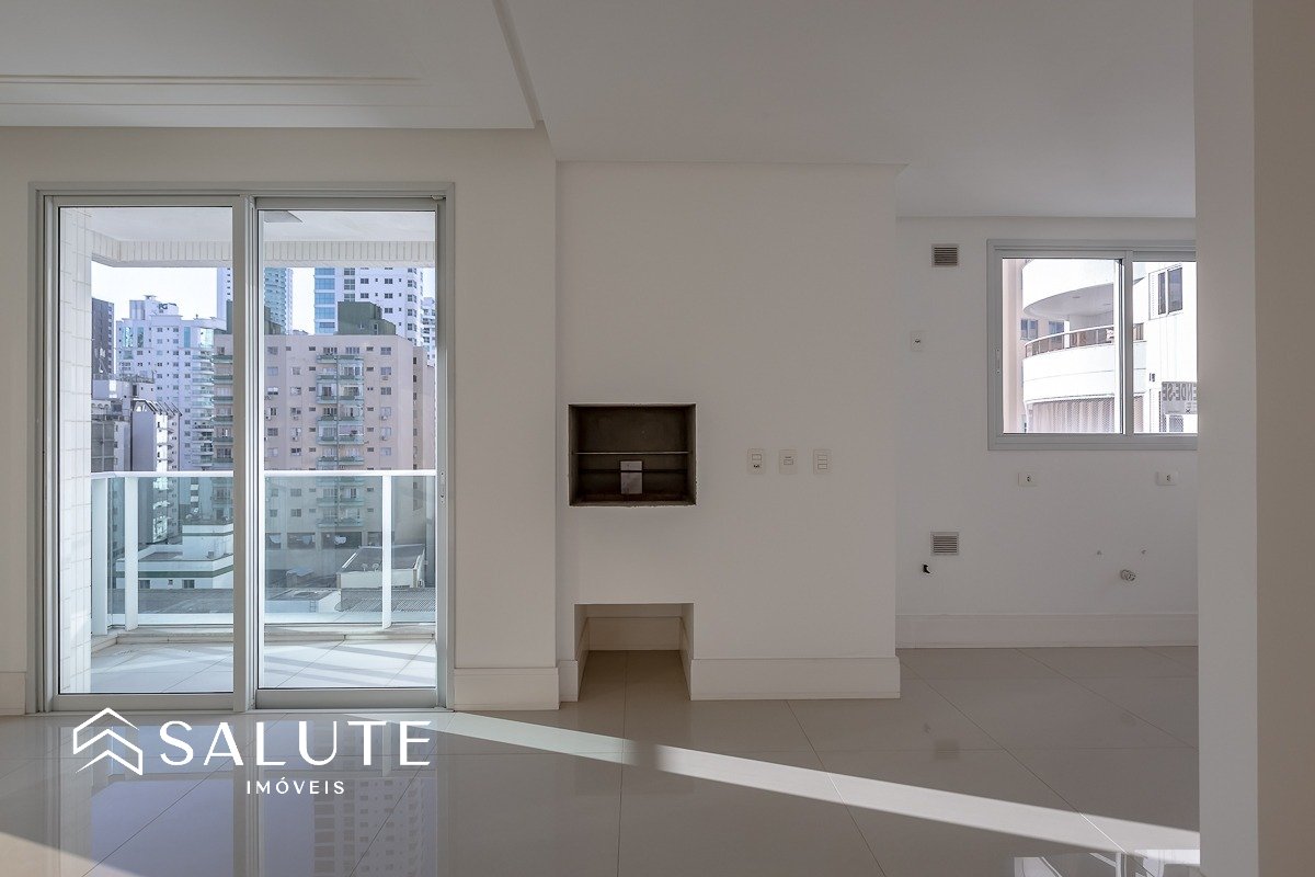 Excelente Apartamento Quadra Mar