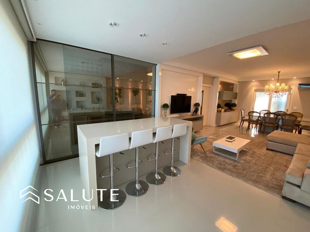 Apartamento 3 suítes e vista mar