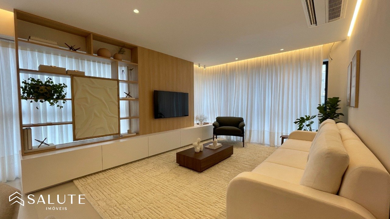 Apartamento alto padrão com 4 dormitórios