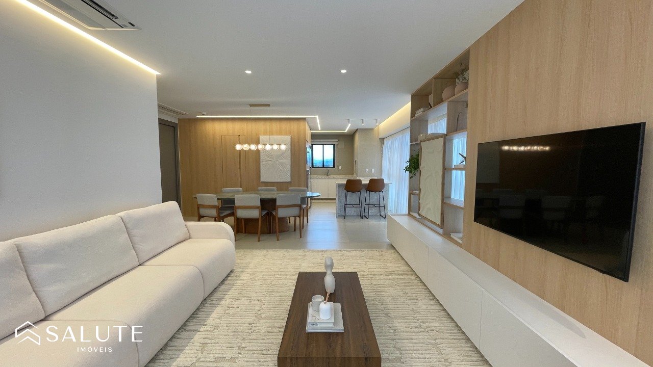 Apartamento alto padrão com 4 dormitórios