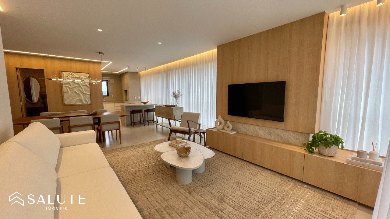 Apartamento alto padrão com 4 dormitórios