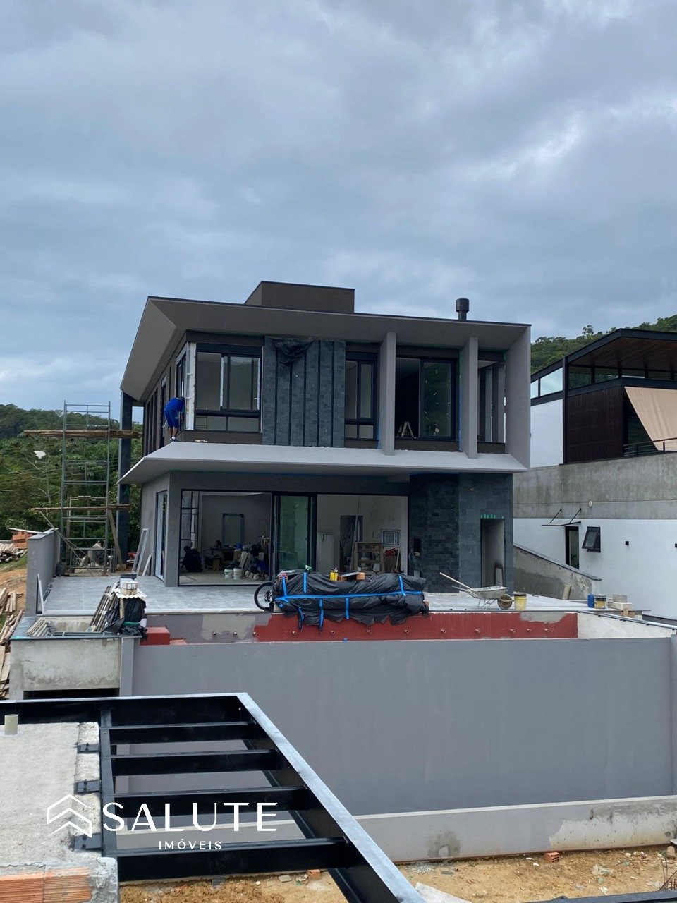 Casa 4 suítes e piscina privativa