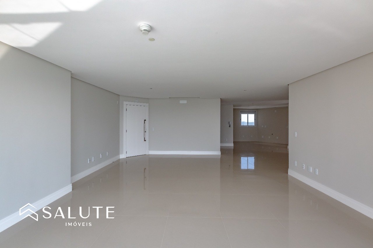 Apartamento FRENTE MAR 3 suítes