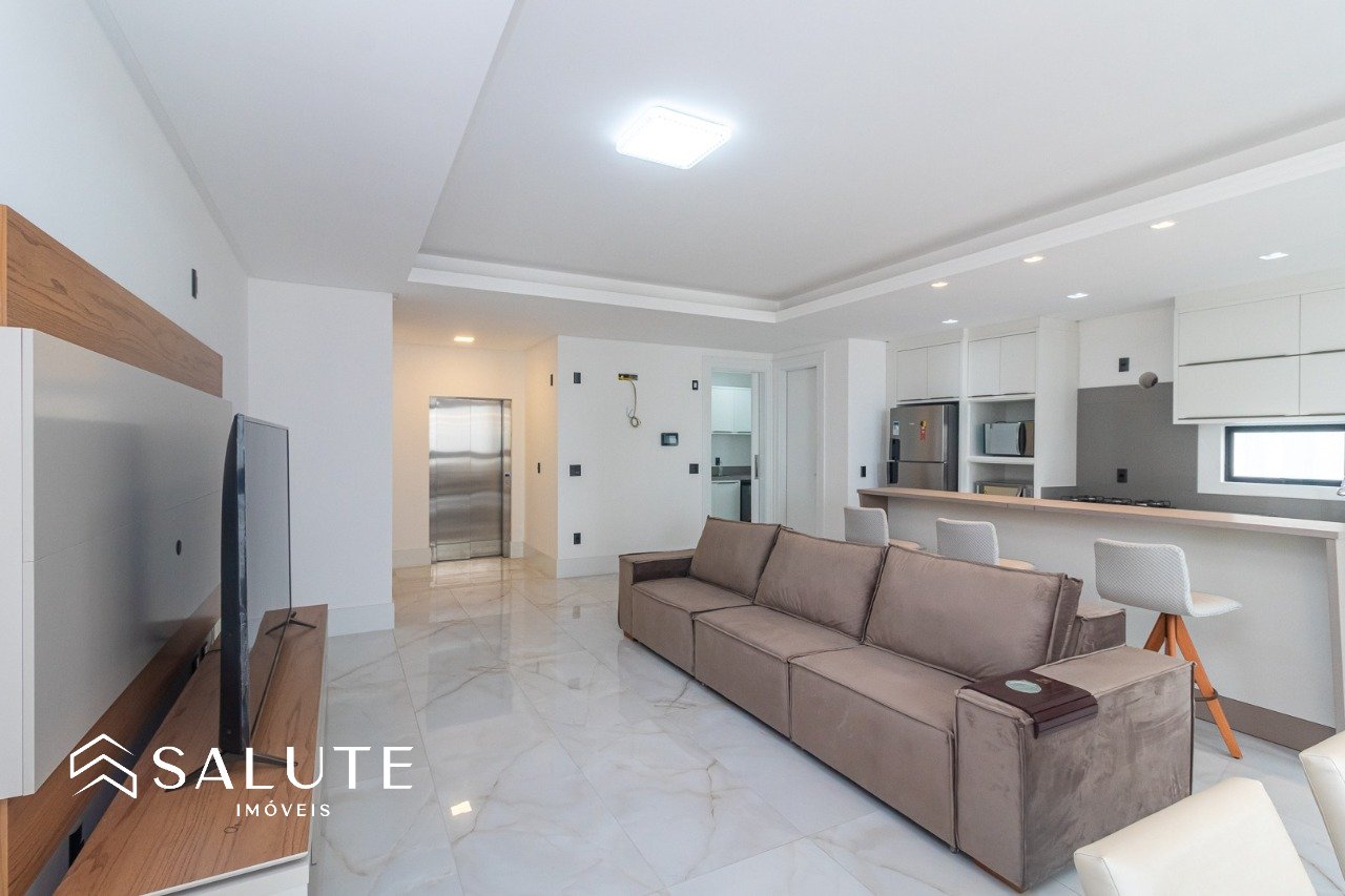 Apartamento 3 suítes.
