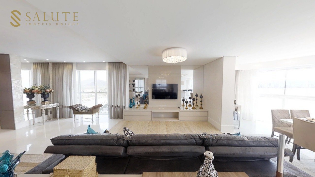Apartamento Frente Mar com 4 Suítes