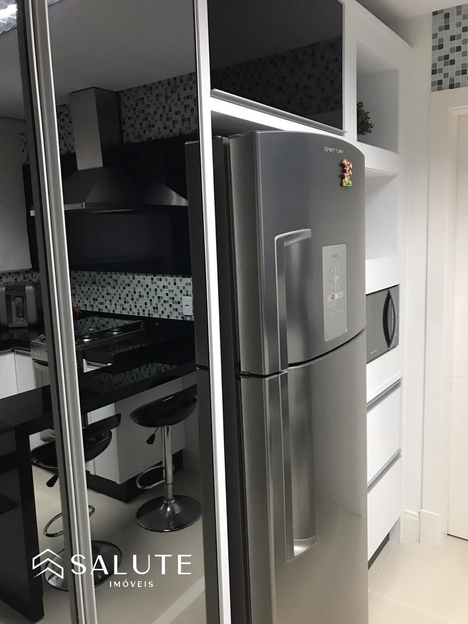 Apartamento á venda 3 Suites na Barra Sul