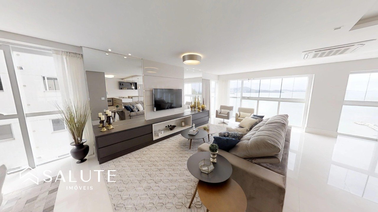 Apartamento à venda com 4 Suítes na Barra Sul