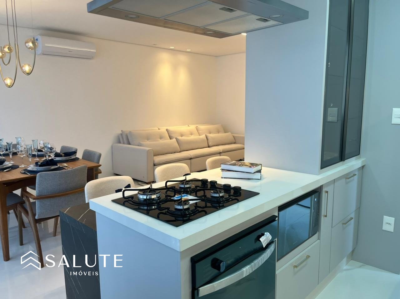 Apartamento à venda 3 suítes no Centro