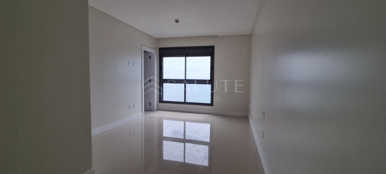 Apartamento em Itapema com 3 suítes sendo 2 Demi