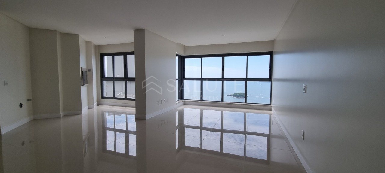 Apartamento em Itapema com 3 suítes sendo 2 Demi